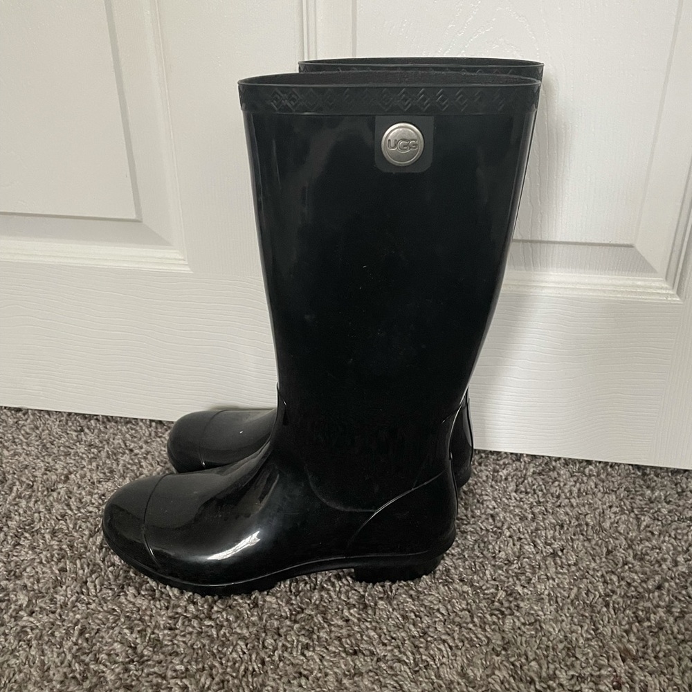 ugg tall black glossy rainboots